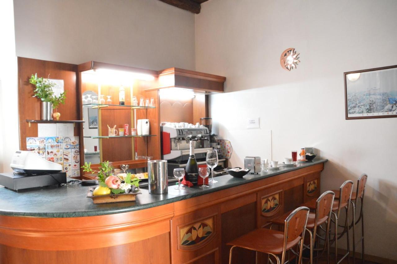 Redenta Bed & Breakfast *
